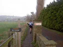 Hiking on the
                    Thames Path
